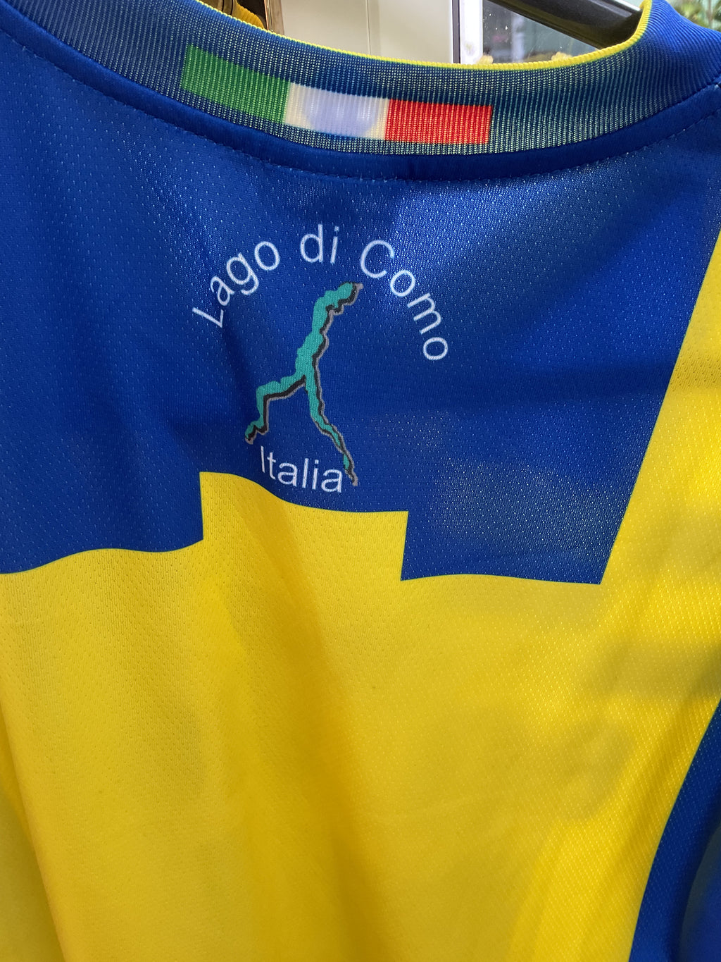 Italy. Lago Di Como shirt. Size Kids XS.