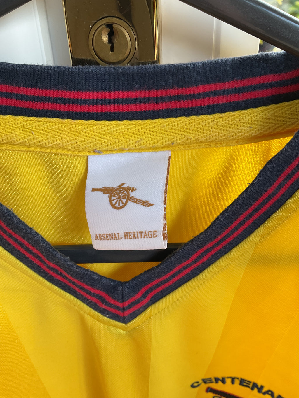 Arsenal Retro 1980s Away Shirt. Size Medium.
