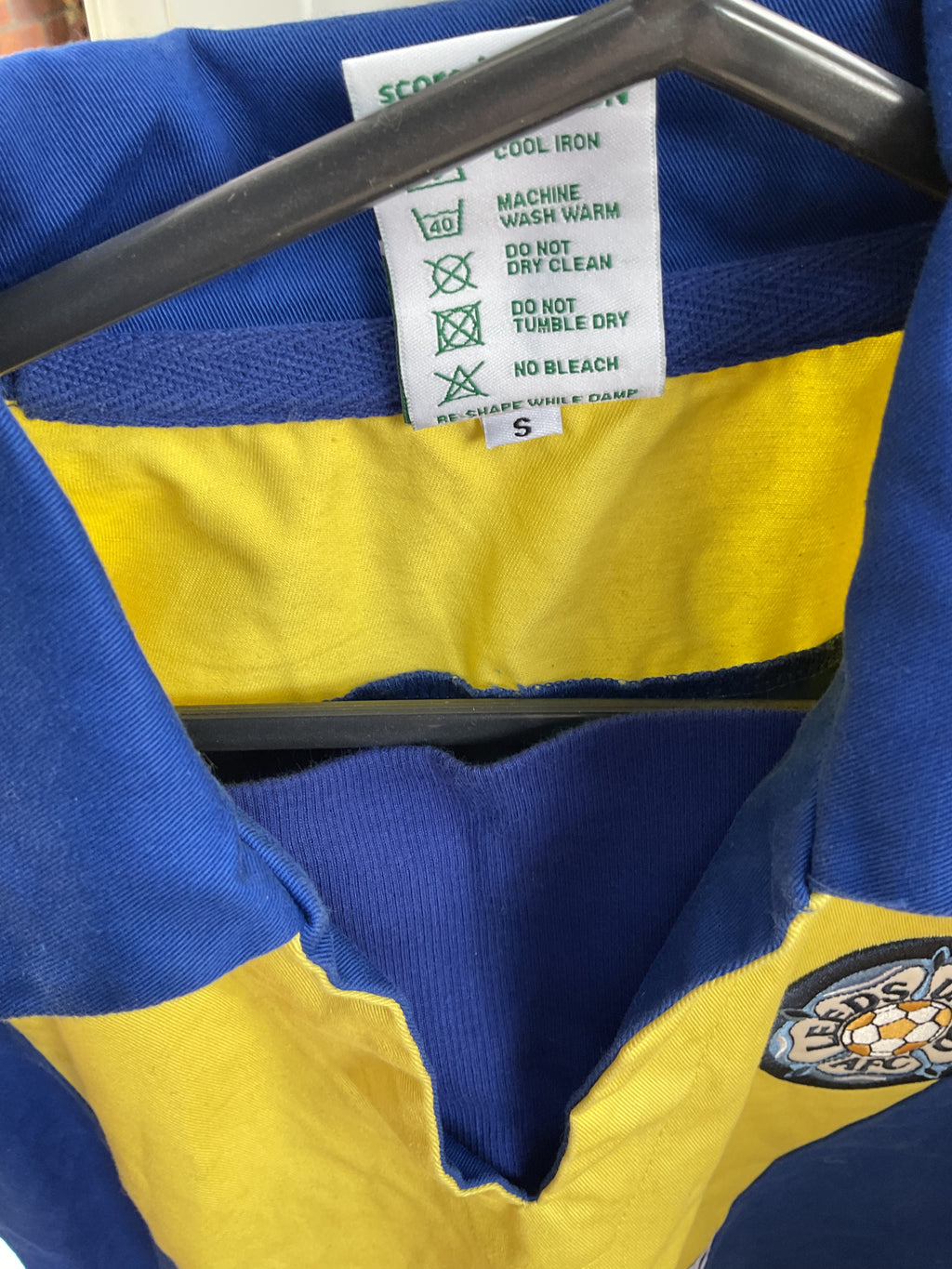 Leeds United Replica Retro Drill Top. Size Small.