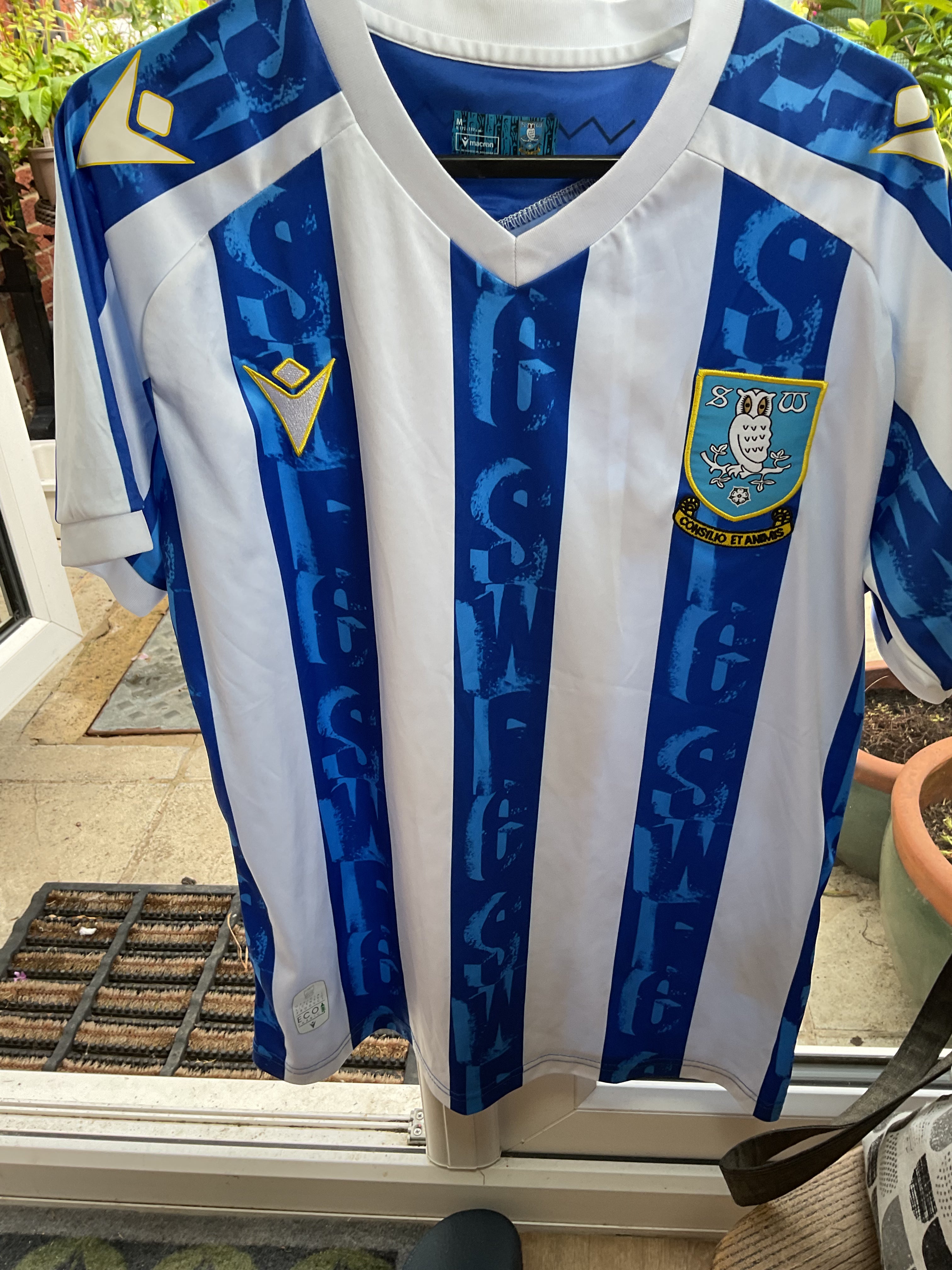 Sheffield Wednesday Home Shirt 2025/26. Bannan 10. Size Medium