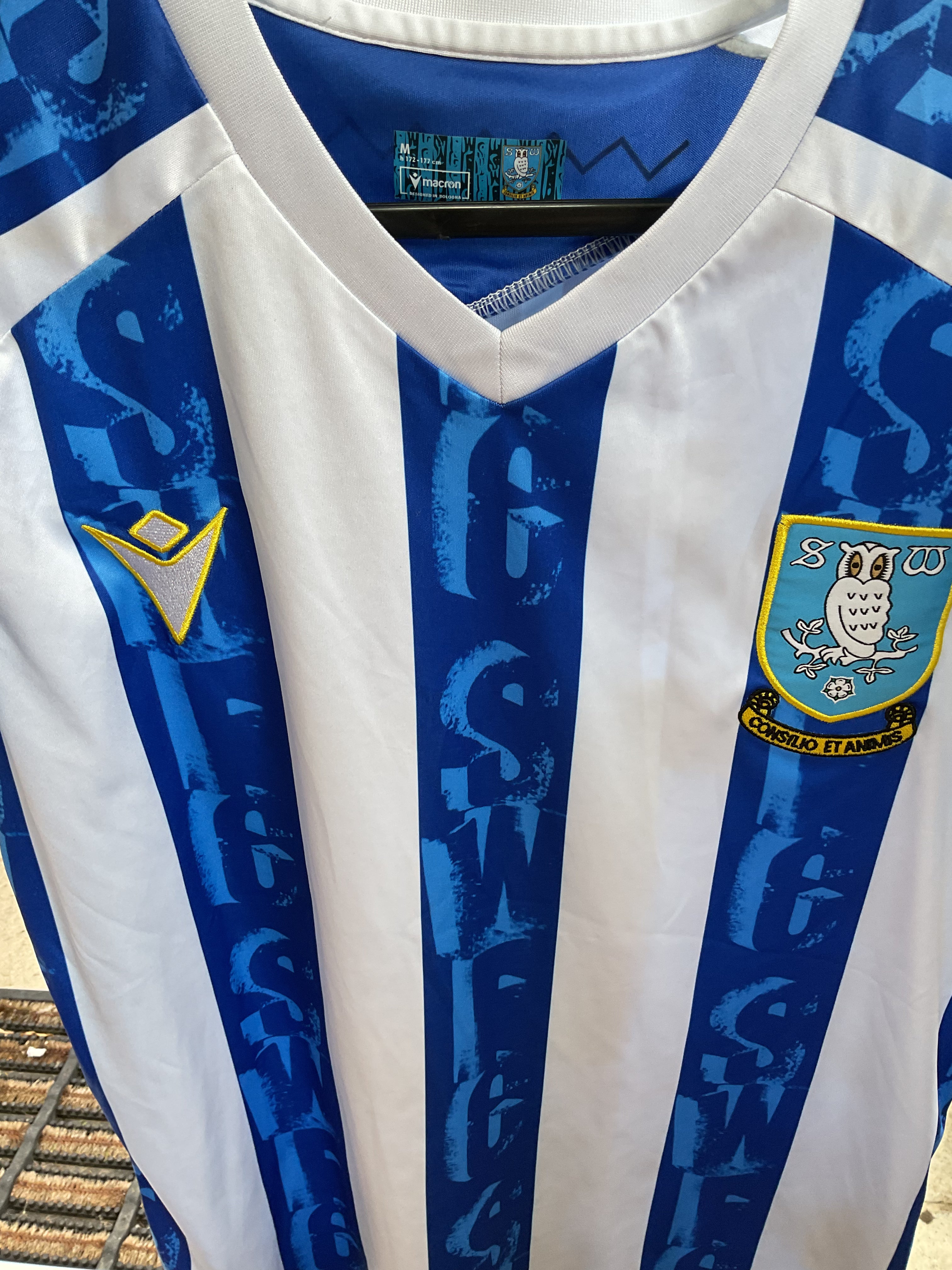 Sheffield Wednesday Home Shirt 2025/26. Bannan 10. Size Medium