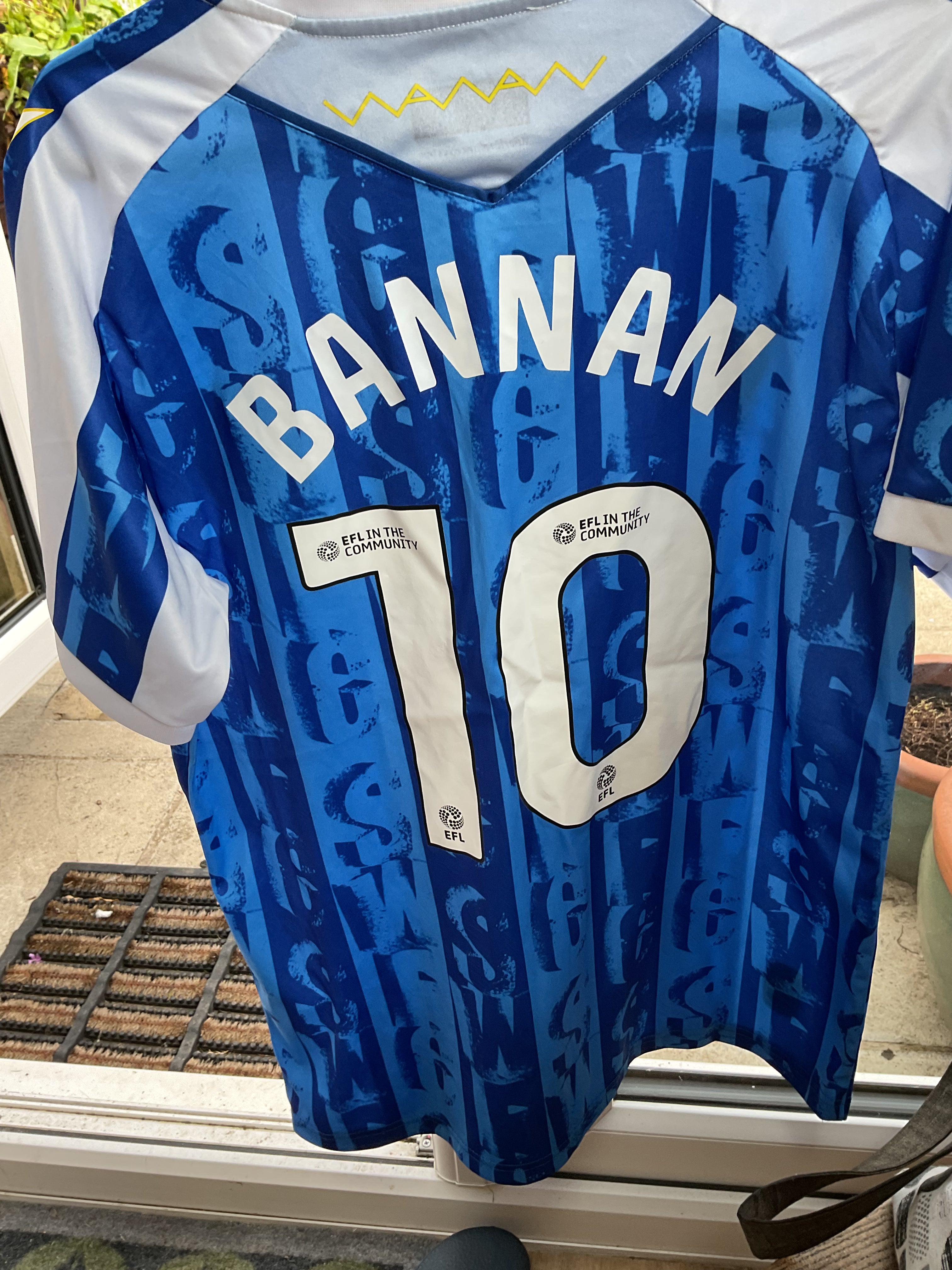 Sheffield Wednesday Home Shirt 2025/26. Bannan 10. Size Medium