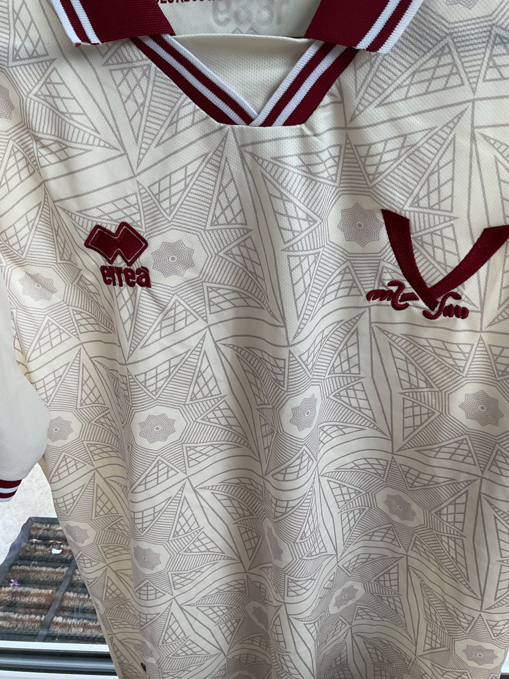 Sheffield United Away Shirt 2024/25. Size 2XL.