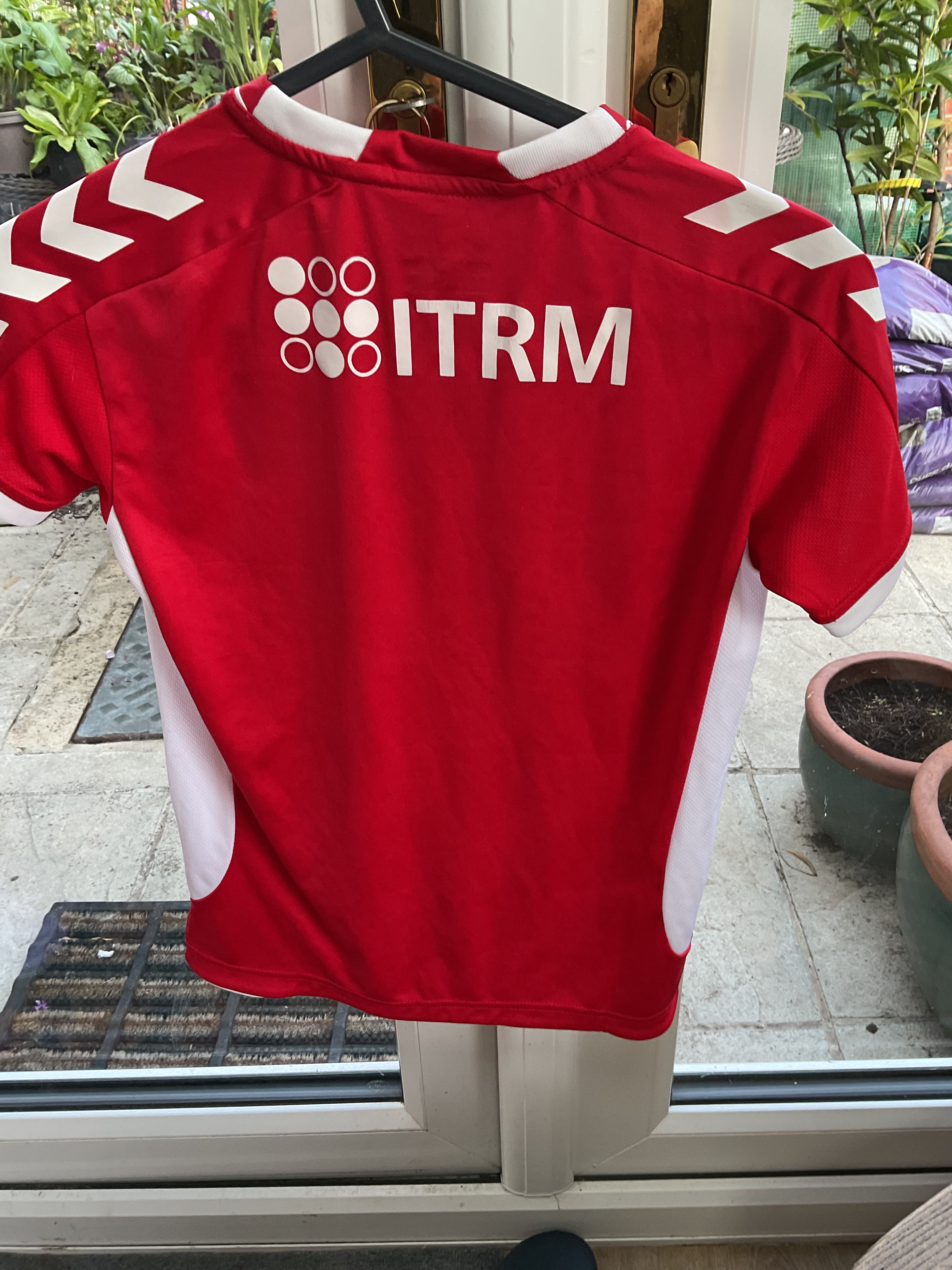 Charlton Athletic Home Shirt. Size Kids Age 10 Years.