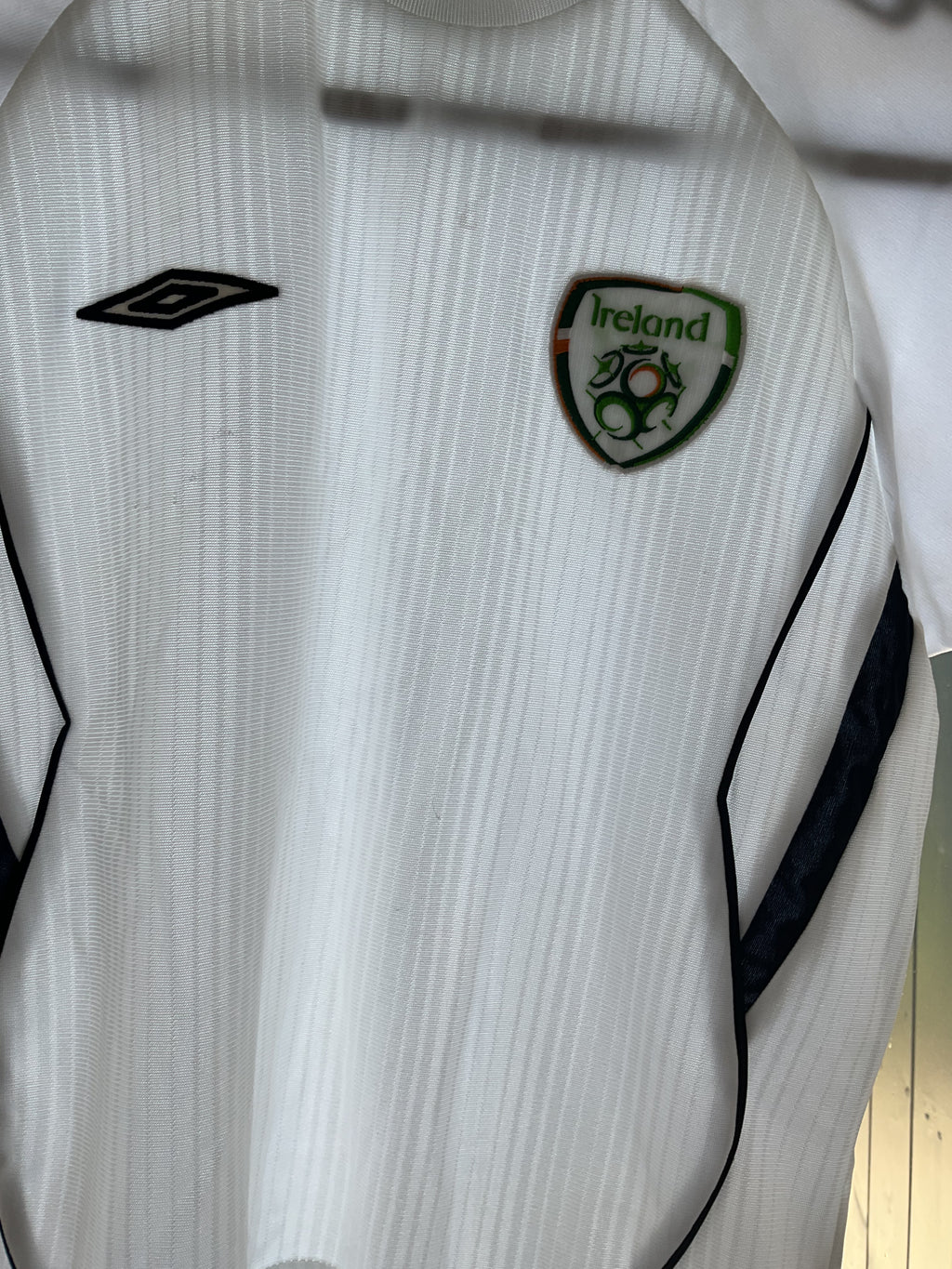 Ireland Training Shirt. Kids age 8.